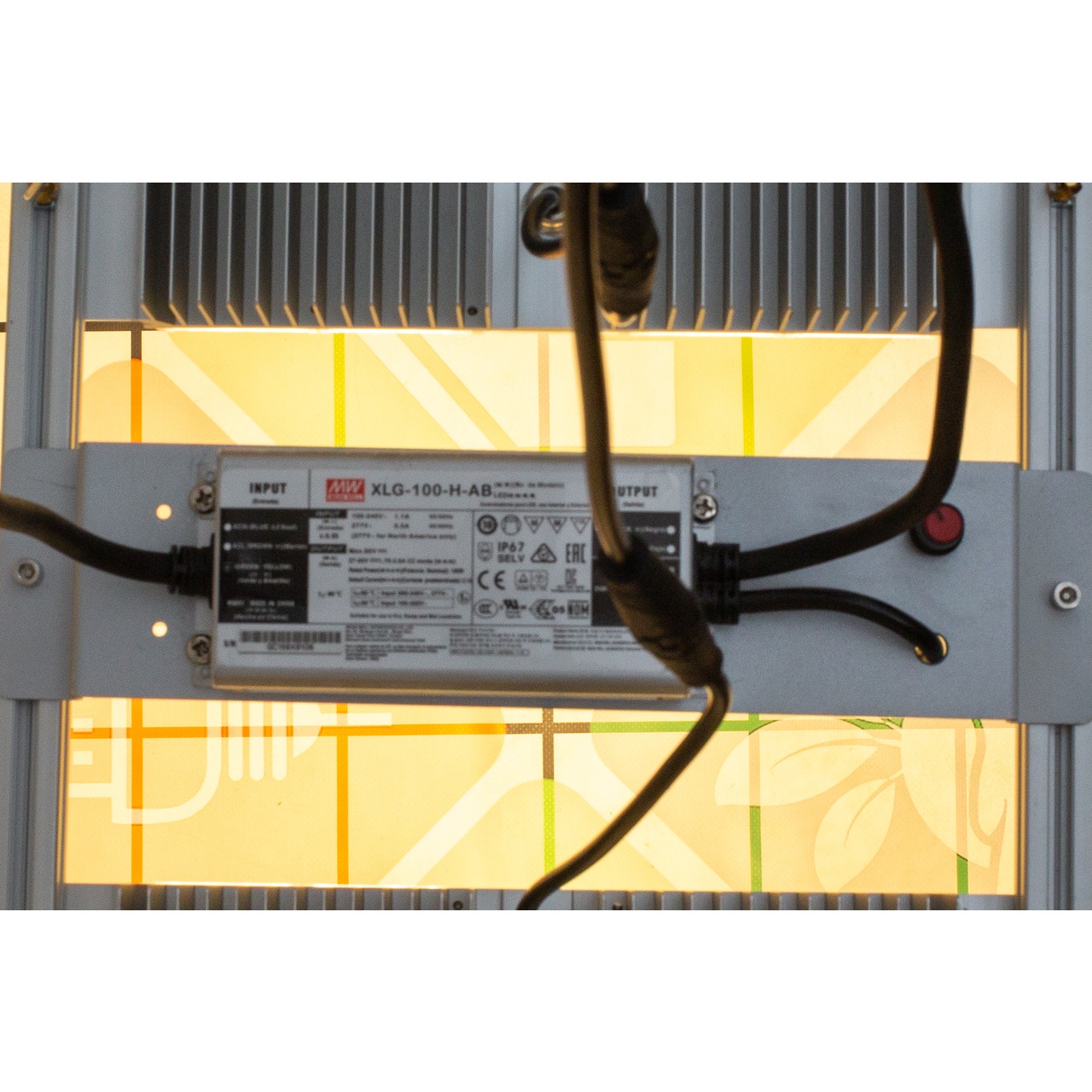 Monster M2 LED-Grow-Lampe (V3.5, dimmbar)